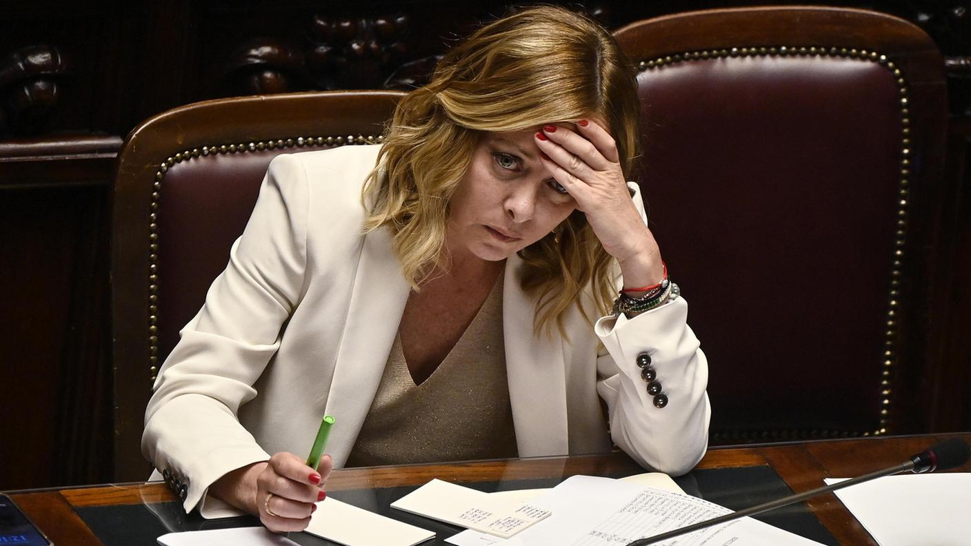 Meloni preoccupata.jpg