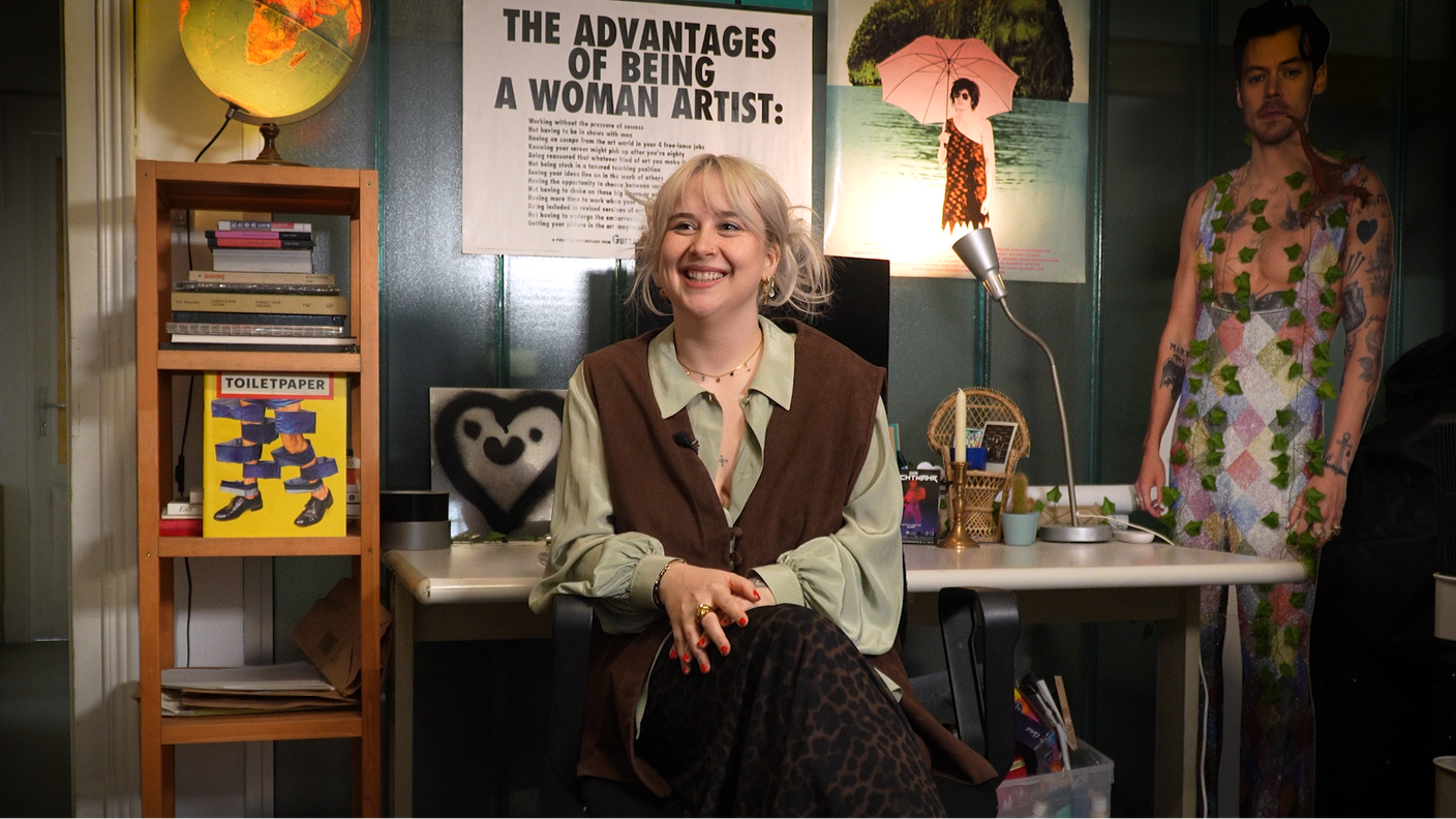 Julie Mucchiut nel suo studio a Spazio L'Ove, Lugano