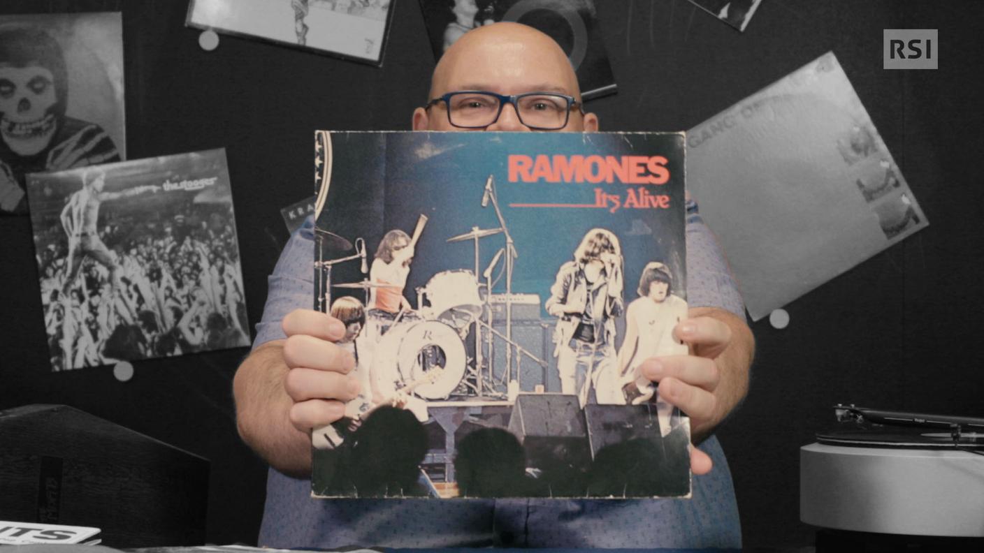 Copertina_Ramones_Rsi.jpg
