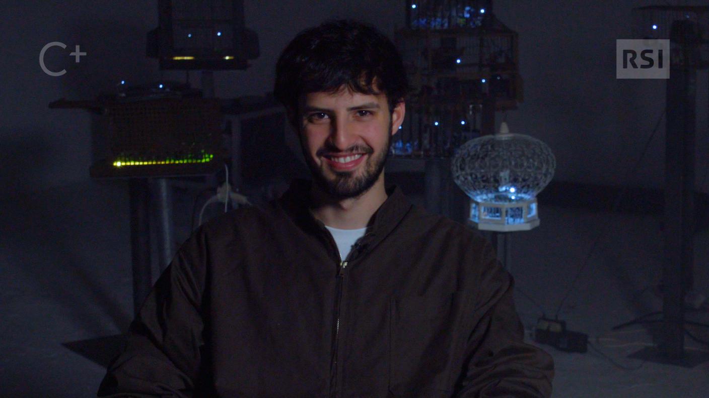 MANUEL W 03 LUM.jpg