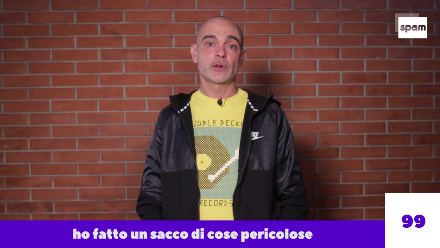 SPAM BASSI MAESTRO SPALLE AL MURO