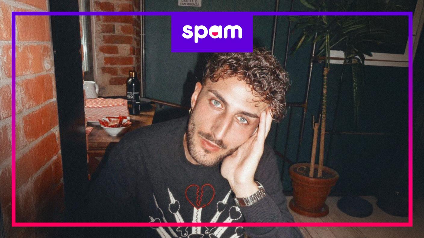 COVER_INT_Gabriele_ComingOut_PLAY.jpg